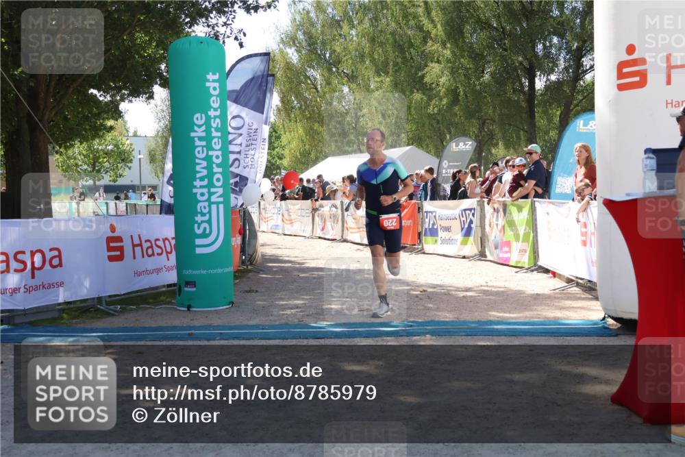 07.09.2025 - 19. Norderstedt Triathlon Zöllner http://msf.ph/oto/8785979 07.09.2025 13:21:55 Ziel 220, 249, 301, 1373 meine-sportfotos.de
