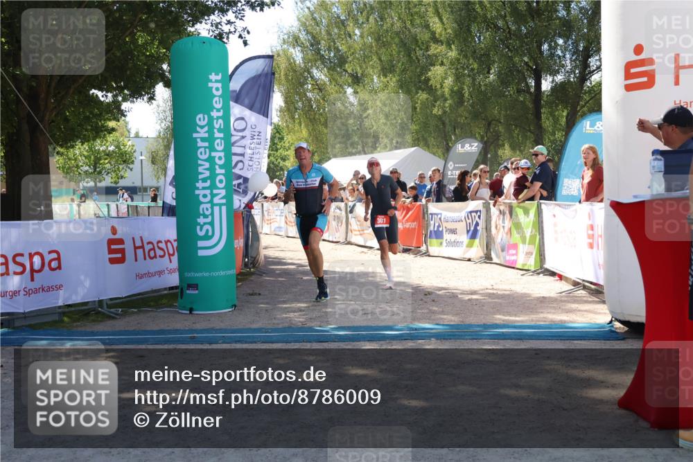 07.09.2025 - 19. Norderstedt Triathlon Zöllner http://msf.ph/oto/8786009 07.09.2025 13:21:59 Ziel 220, 249, 301 meine-sportfotos.de