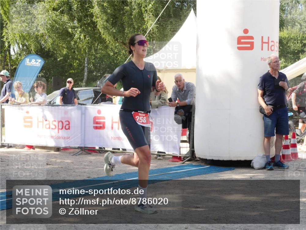 07.09.2025 - 19. Norderstedt Triathlon Zöllner http://msf.ph/oto/8786020 07.09.2025 12:57:27 Ziel 258, 850 meine-sportfotos.de