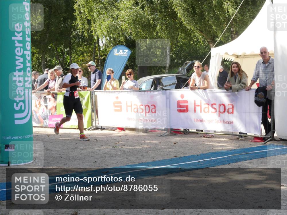 07.09.2025 - 19. Norderstedt Triathlon Zöllner http://msf.ph/oto/8786055 07.09.2025 12:57:56 Ziel 898, 1309, 1361, 1379 meine-sportfotos.de