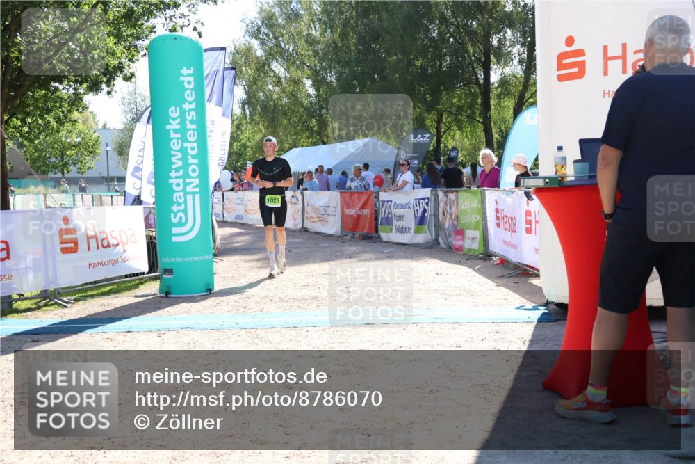 07.09.2025 - 19. Norderstedt Triathlon Zöllner http://msf.ph/oto/8786070 07.09.2025 15:36:53 Ziel 1025 meine-sportfotos.de