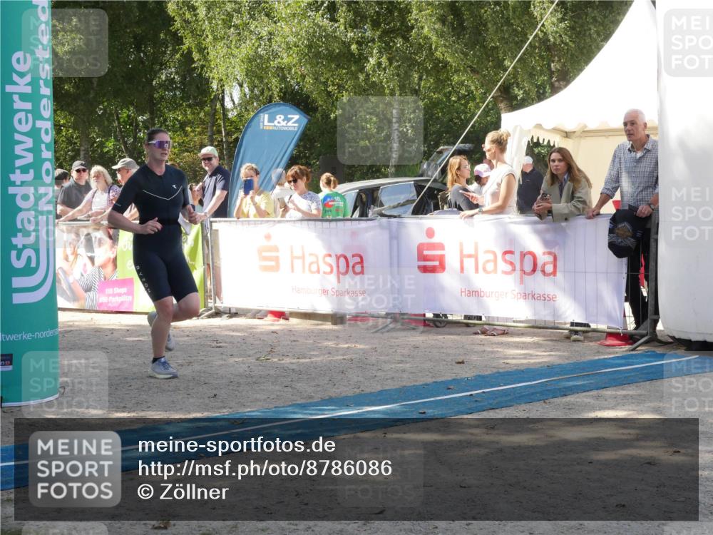 07.09.2025 - 19. Norderstedt Triathlon Zöllner http://msf.ph/oto/8786086 07.09.2025 12:58:04 Ziel 818, 1309, 1361, 1379 meine-sportfotos.de