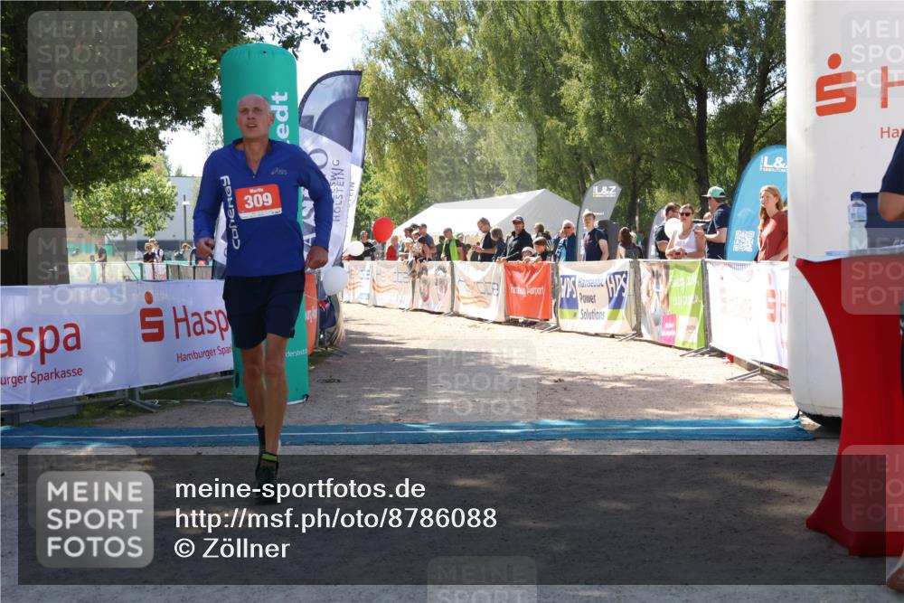 07.09.2025 - 19. Norderstedt Triathlon Zöllner http://msf.ph/oto/8786088 07.09.2025 13:22:35 Ziel 309 meine-sportfotos.de