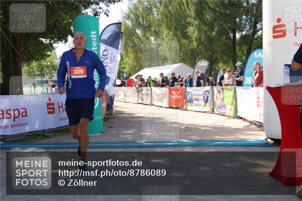 07.09.2025 - 19. Norderstedt Triathlon Zöllner http://msf.ph/oto/8786089 07.09.2025 13:22:35 Ziel 309 meine-sportfotos.de
