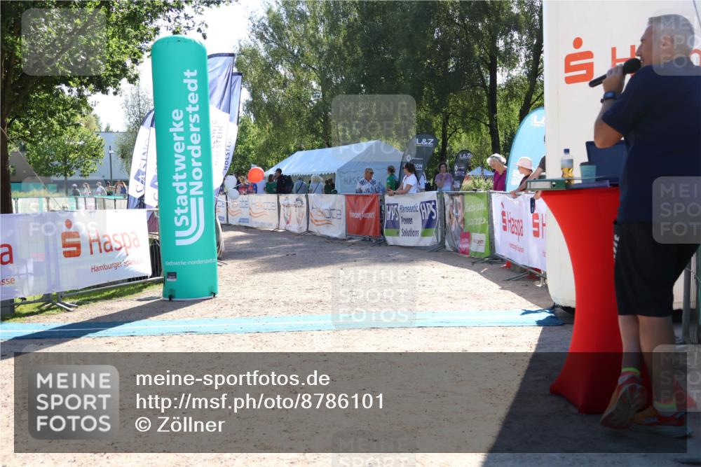07.09.2025 - 19. Norderstedt Triathlon Zöllner http://msf.ph/oto/8786101 07.09.2025 15:37:39 Ziel  meine-sportfotos.de