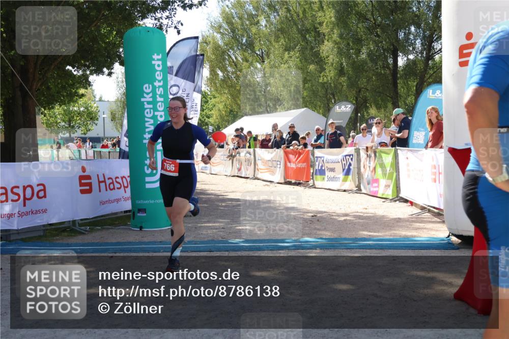 07.09.2025 - 19. Norderstedt Triathlon Zöllner http://msf.ph/oto/8786138 07.09.2025 13:23:18 Ziel 766 meine-sportfotos.de