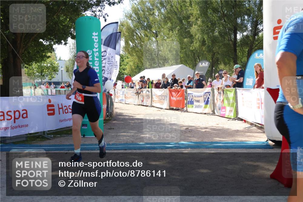 07.09.2025 - 19. Norderstedt Triathlon Zöllner http://msf.ph/oto/8786141 07.09.2025 13:23:19 Ziel 766 meine-sportfotos.de