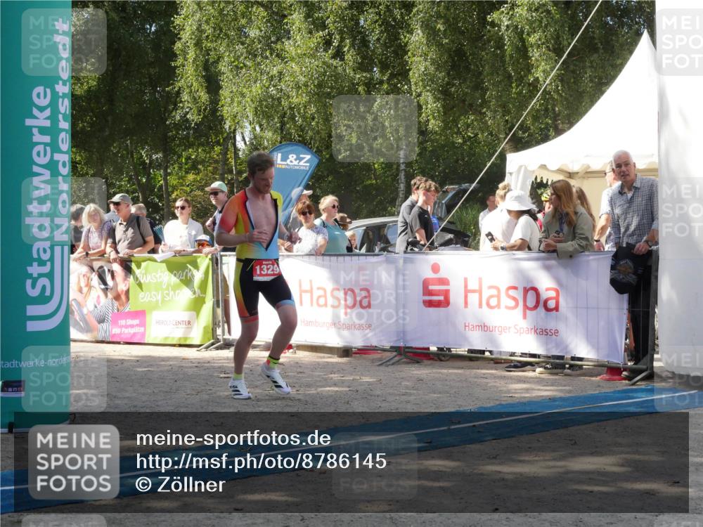 07.09.2025 - 19. Norderstedt Triathlon Zöllner http://msf.ph/oto/8786145 07.09.2025 12:59:03 Ziel 1329 meine-sportfotos.de