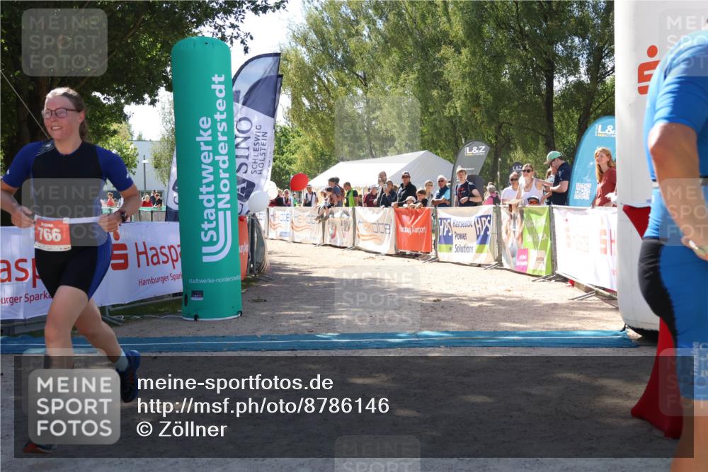 07.09.2025 - 19. Norderstedt Triathlon Zöllner http://msf.ph/oto/8786146 07.09.2025 13:23:19 Ziel 766 meine-sportfotos.de