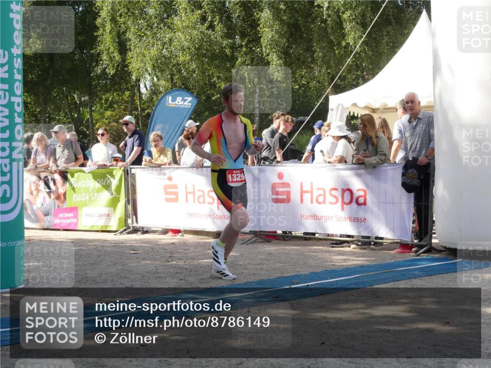 07.09.2025 - 19. Norderstedt Triathlon Zöllner http://msf.ph/oto/8786149 07.09.2025 12:59:04 Ziel 1329 meine-sportfotos.de