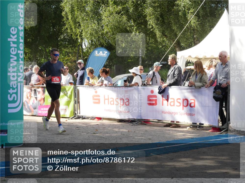 07.09.2025 - 19. Norderstedt Triathlon Zöllner http://msf.ph/oto/8786172 07.09.2025 13:00:03 Ziel 776, 1255 meine-sportfotos.de