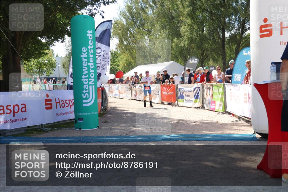 07.09.2025 - 19. Norderstedt Triathlon Zöllner http://msf.ph/oto/8786191 07.09.2025 13:24:00 Ziel 174, 274 meine-sportfotos.de