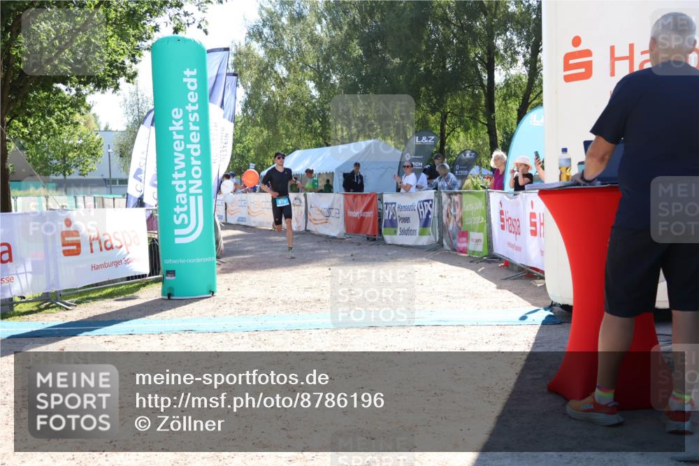 07.09.2025 - 19. Norderstedt Triathlon Zöllner http://msf.ph/oto/8786196 07.09.2025 15:39:16 Ziel 879 meine-sportfotos.de