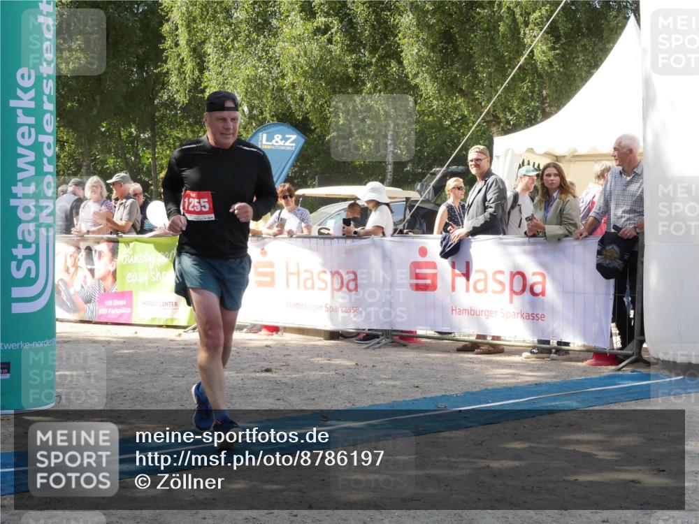 07.09.2025 - 19. Norderstedt Triathlon Zöllner http://msf.ph/oto/8786197 07.09.2025 13:00:06 Ziel 214, 776, 1255, 1343 meine-sportfotos.de