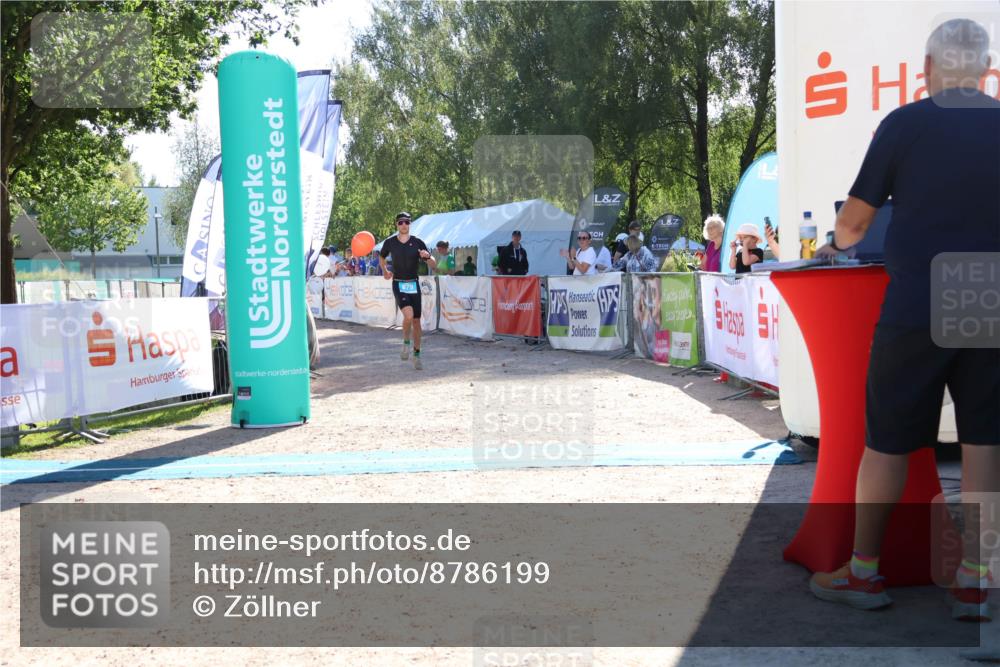 07.09.2025 - 19. Norderstedt Triathlon Zöllner http://msf.ph/oto/8786199 07.09.2025 15:39:16 Ziel 879 meine-sportfotos.de