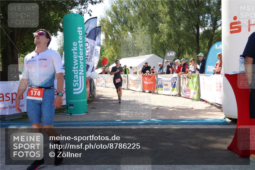 07.09.2025 - 19. Norderstedt Triathlon Zöllner http://msf.ph/oto/8786225 07.09.2025 13:24:05 Ziel 174, 1234 meine-sportfotos.de