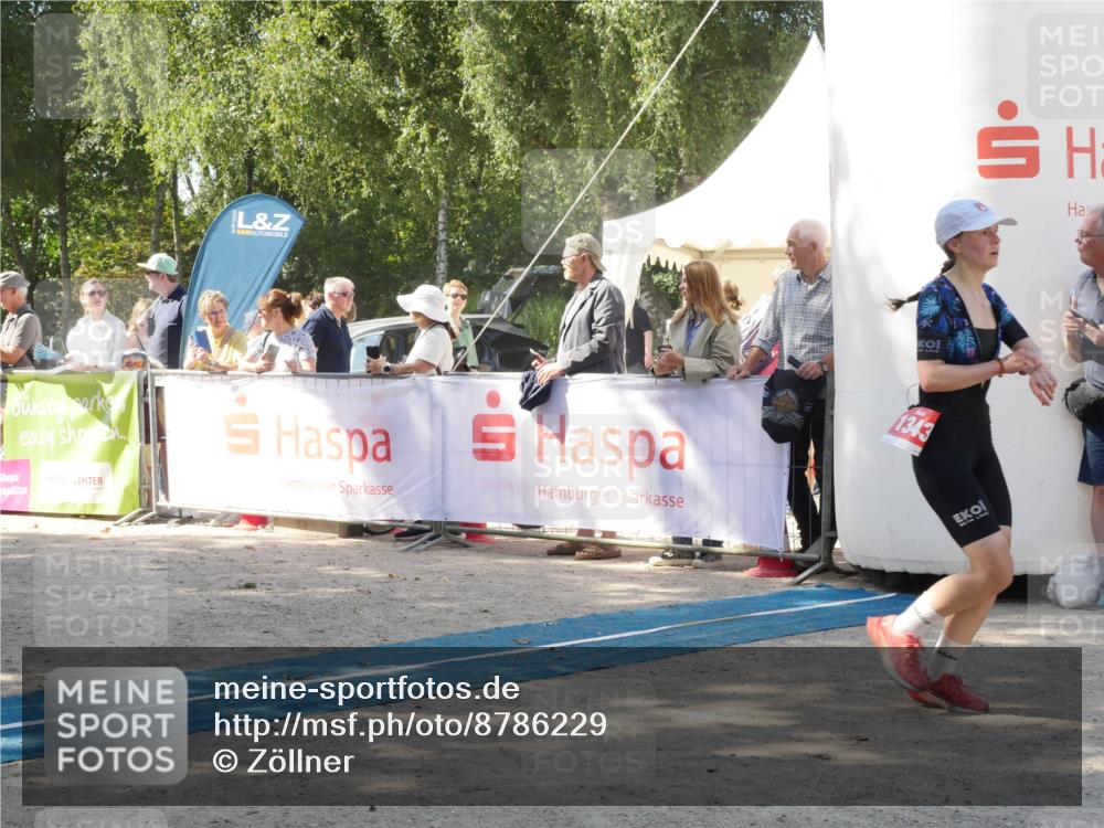 07.09.2025 - 19. Norderstedt Triathlon Zöllner http://msf.ph/oto/8786229 07.09.2025 13:00:11 Ziel 214, 1255, 1327, 1343 meine-sportfotos.de