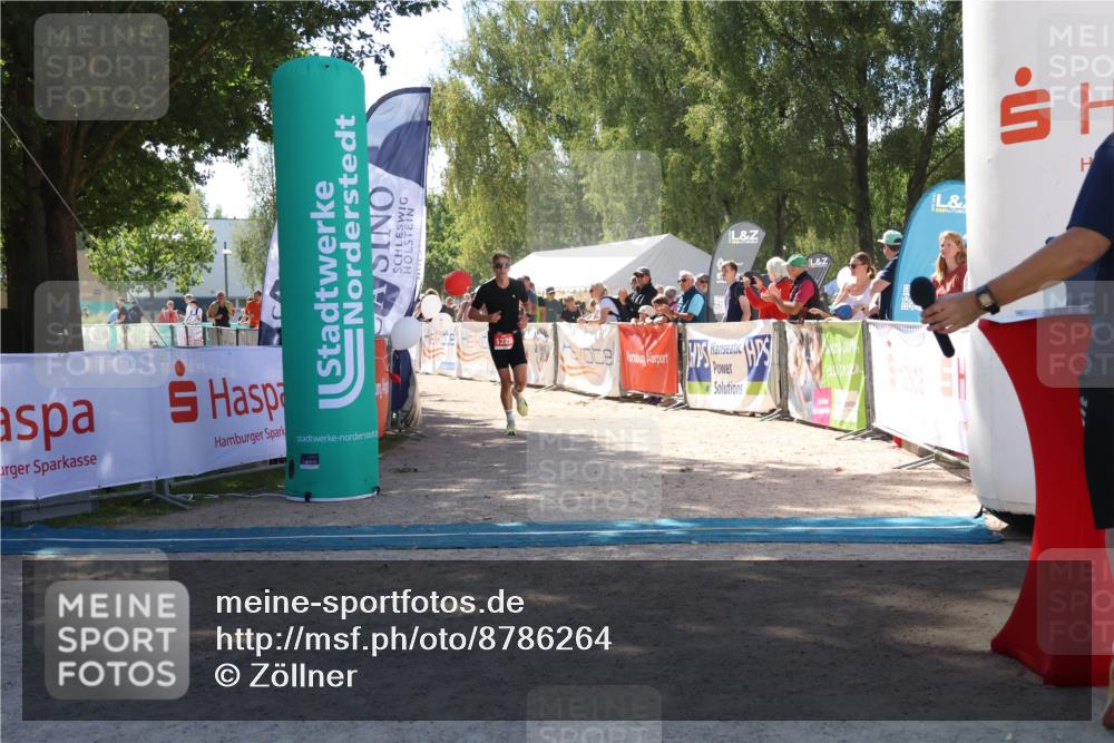 07.09.2025 - 19. Norderstedt Triathlon Zöllner http://msf.ph/oto/8786264 07.09.2025 13:24:46 Ziel 1328 meine-sportfotos.de