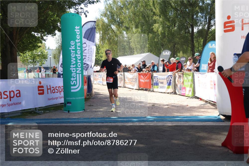 07.09.2025 - 19. Norderstedt Triathlon Zöllner http://msf.ph/oto/8786277 07.09.2025 13:24:48 Ziel 1328 meine-sportfotos.de