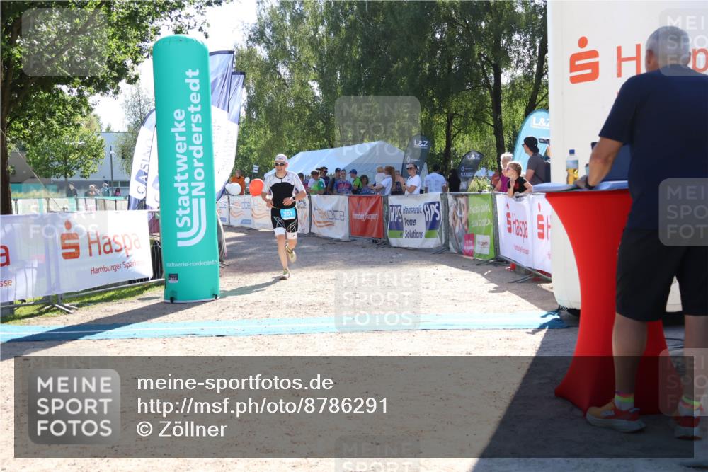 07.09.2025 - 19. Norderstedt Triathlon Zöllner http://msf.ph/oto/8786291 07.09.2025 15:39:39 Ziel 361, 995 meine-sportfotos.de