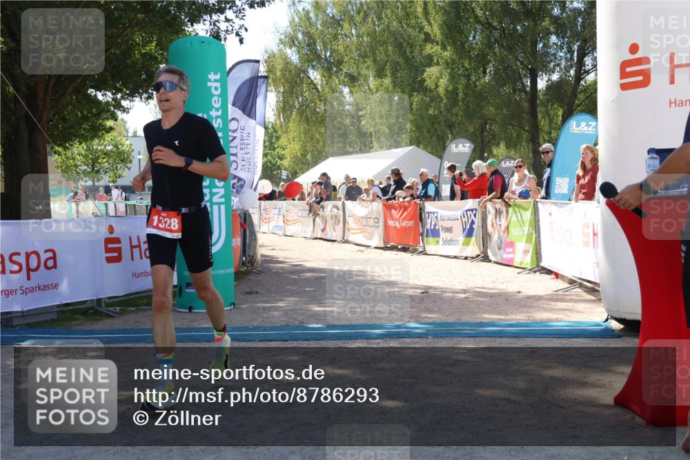 07.09.2025 - 19. Norderstedt Triathlon Zöllner http://msf.ph/oto/8786293 07.09.2025 13:24:49 Ziel 1328 meine-sportfotos.de