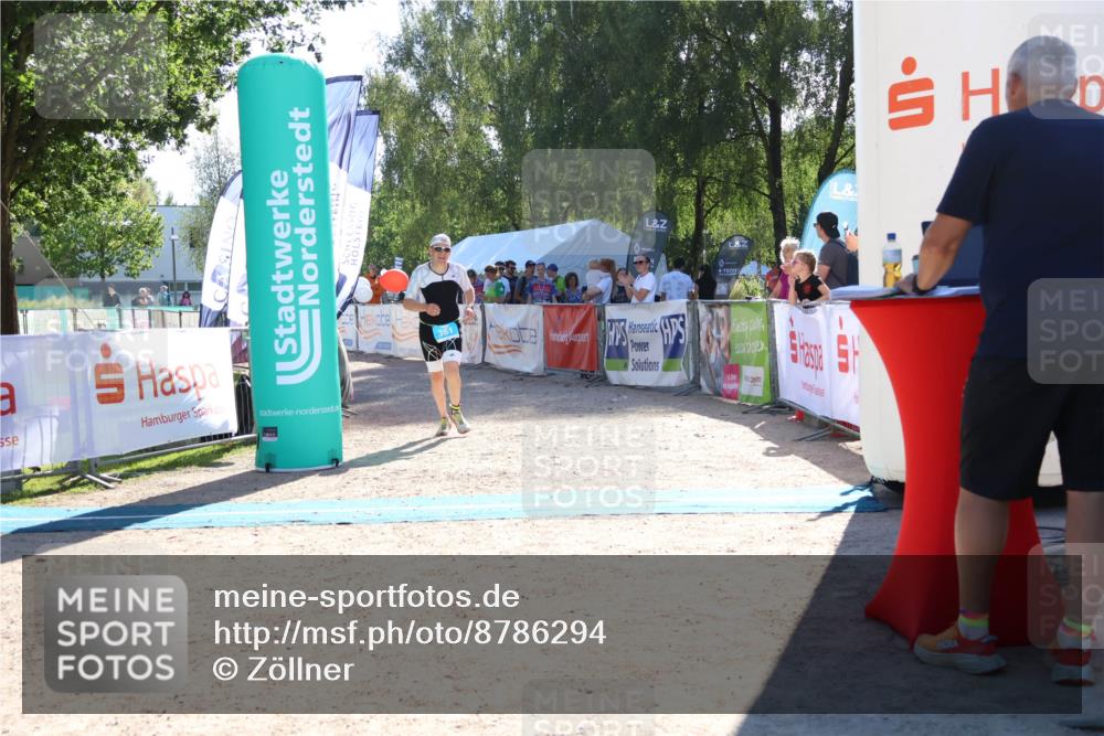 07.09.2025 - 19. Norderstedt Triathlon Zöllner http://msf.ph/oto/8786294 07.09.2025 15:39:39 Ziel 361, 995 meine-sportfotos.de