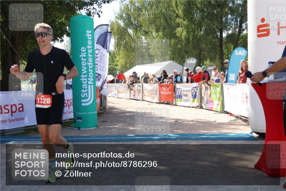 07.09.2025 - 19. Norderstedt Triathlon Zöllner http://msf.ph/oto/8786296 07.09.2025 13:24:49 Ziel 1328 meine-sportfotos.de