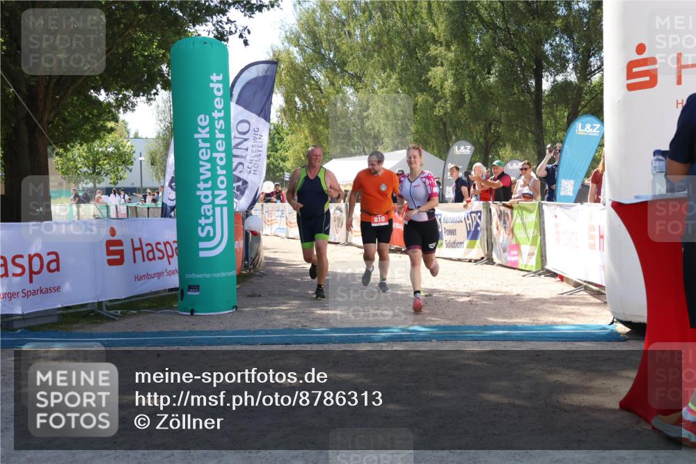07.09.2025 - 19. Norderstedt Triathlon Zöllner http://msf.ph/oto/8786313 07.09.2025 13:24:58 Ziel 725, 810, 1263 meine-sportfotos.de