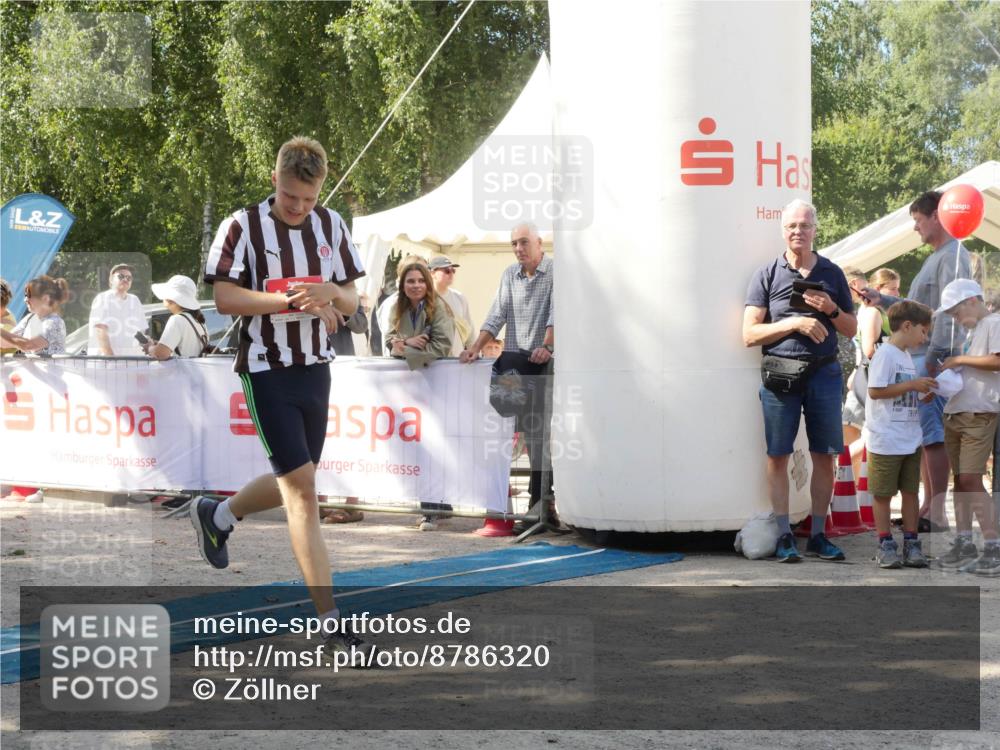 07.09.2025 - 19. Norderstedt Triathlon Zöllner http://msf.ph/oto/8786320 07.09.2025 13:01:16 Ziel 1311 meine-sportfotos.de