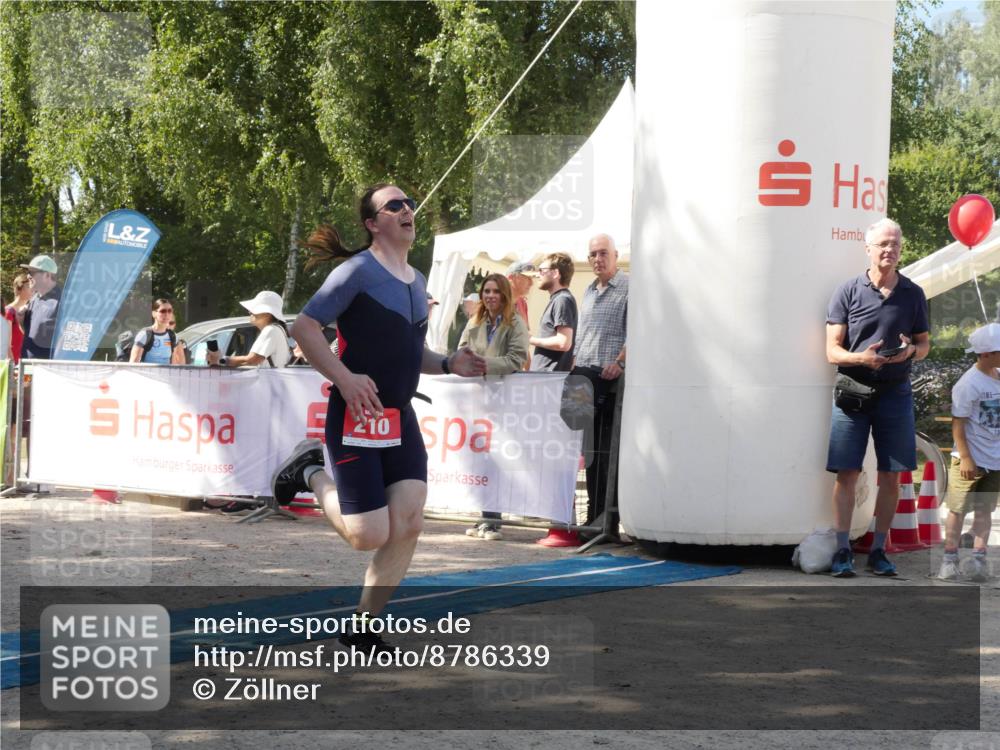 07.09.2025 - 19. Norderstedt Triathlon Zöllner http://msf.ph/oto/8786339 07.09.2025 13:02:02 Ziel 210 meine-sportfotos.de