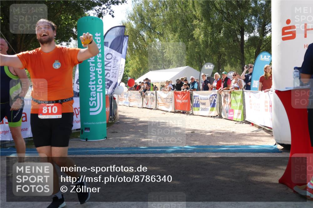 07.09.2025 - 19. Norderstedt Triathlon Zöllner http://msf.ph/oto/8786340 07.09.2025 13:25:00 Ziel 725, 810, 1263 meine-sportfotos.de