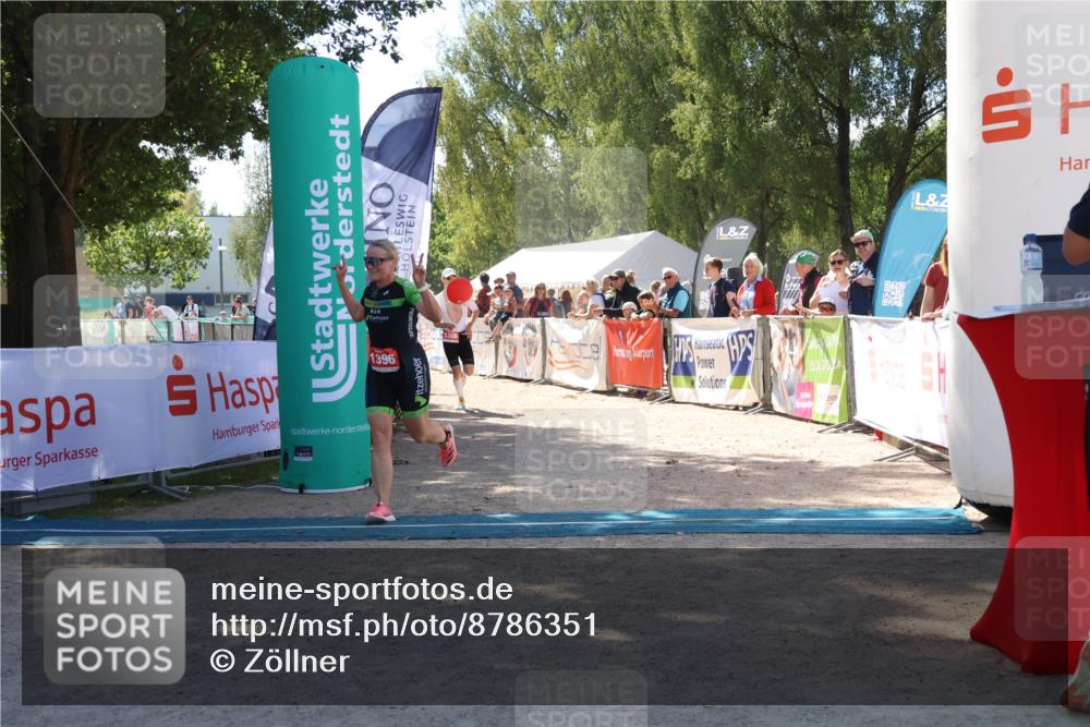 07.09.2025 - 19. Norderstedt Triathlon Zöllner http://msf.ph/oto/8786351 07.09.2025 13:25:12 Ziel 1366, 1396 meine-sportfotos.de