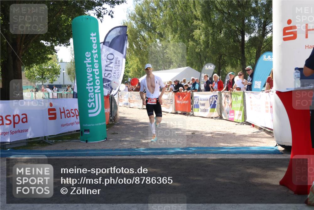 07.09.2025 - 19. Norderstedt Triathlon Zöllner http://msf.ph/oto/8786365 07.09.2025 13:25:14 Ziel 1366, 1396 meine-sportfotos.de