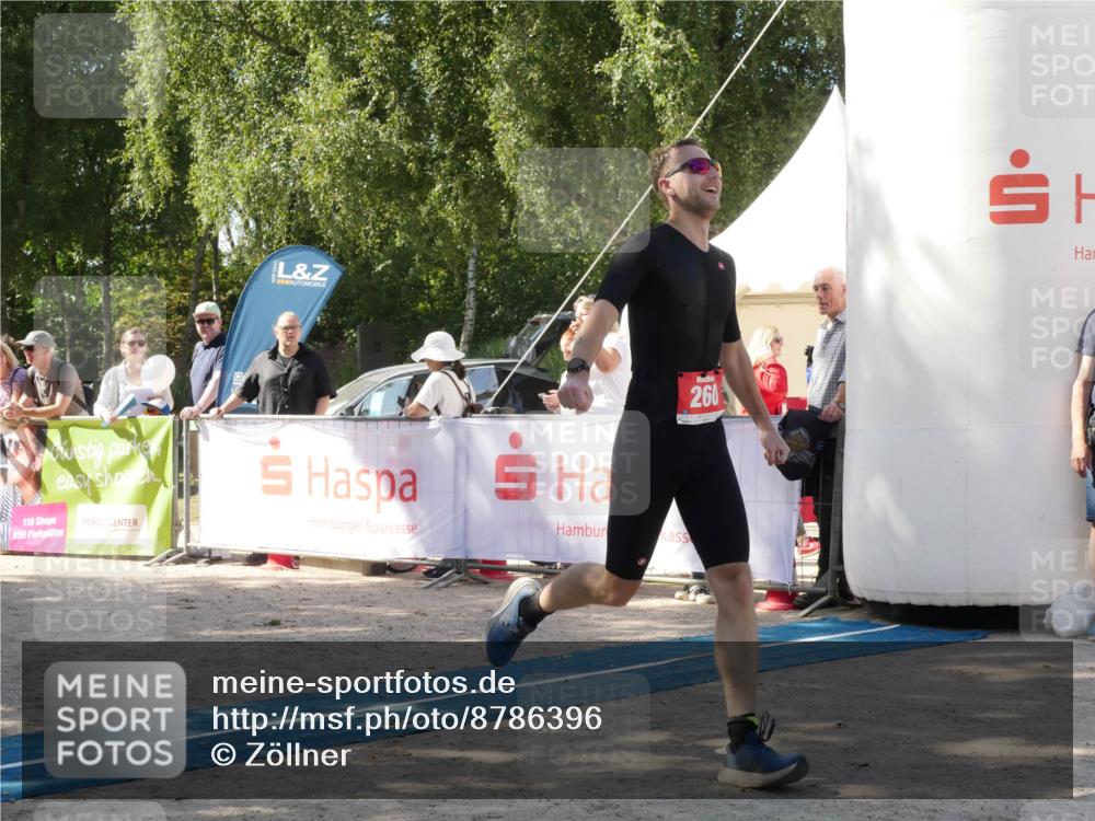 07.09.2025 - 19. Norderstedt Triathlon Zöllner http://msf.ph/oto/8786396 07.09.2025 13:02:55 Ziel 260 meine-sportfotos.de