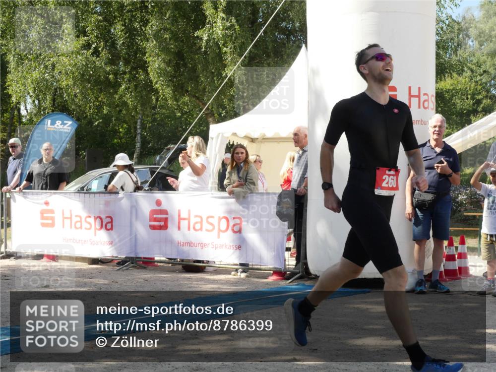 07.09.2025 - 19. Norderstedt Triathlon Zöllner http://msf.ph/oto/8786399 07.09.2025 13:02:56 Ziel 260 meine-sportfotos.de