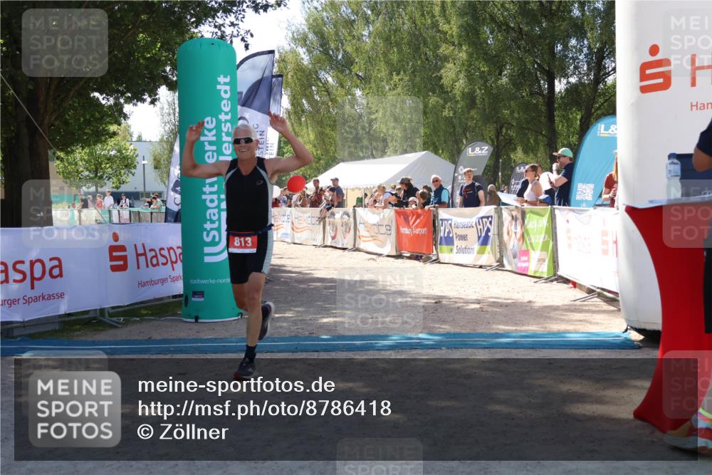 07.09.2025 - 19. Norderstedt Triathlon Zöllner http://msf.ph/oto/8786418 07.09.2025 13:25:30 Ziel 813 meine-sportfotos.de