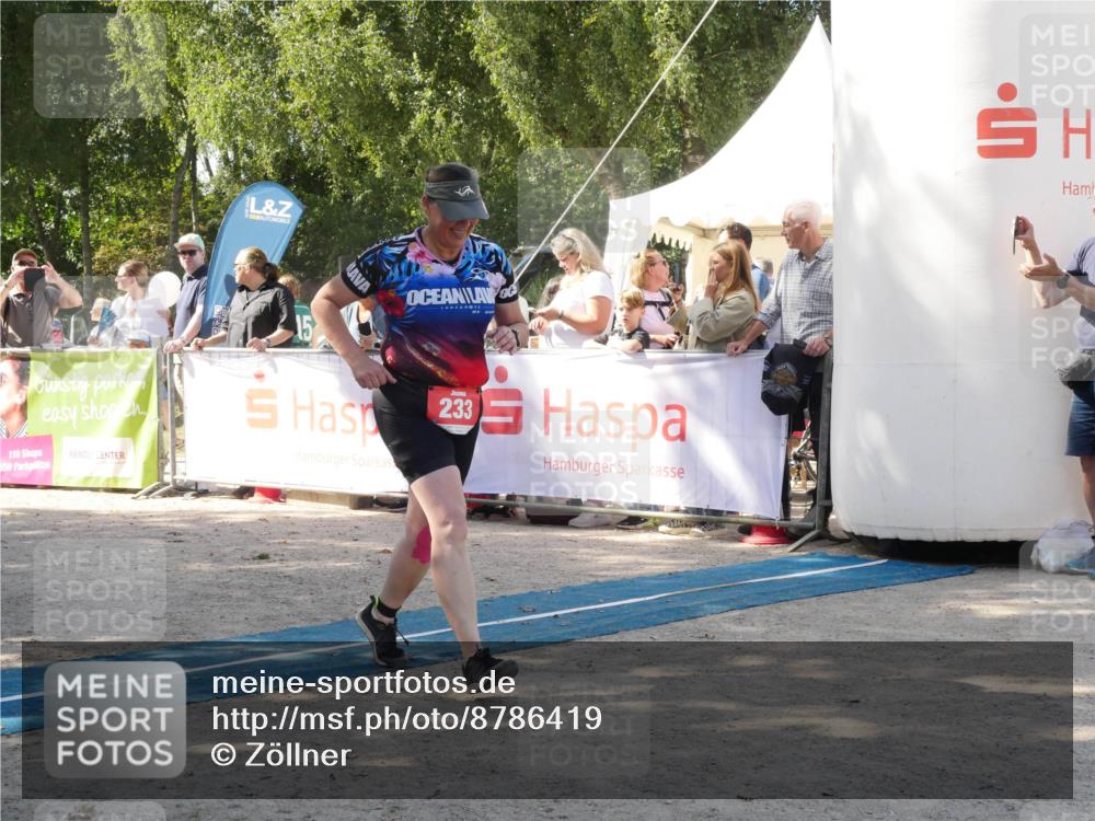 07.09.2025 - 19. Norderstedt Triathlon Zöllner http://msf.ph/oto/8786419 07.09.2025 13:03:44 Ziel 233, 721, 1251 meine-sportfotos.de