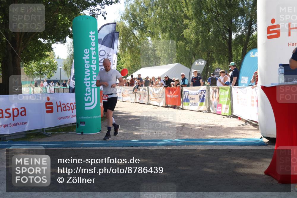 07.09.2025 - 19. Norderstedt Triathlon Zöllner http://msf.ph/oto/8786439 07.09.2025 13:25:37 Ziel 1230 meine-sportfotos.de