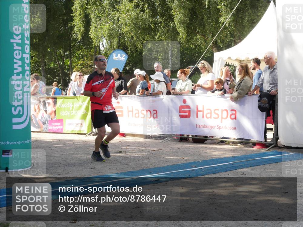 07.09.2025 - 19. Norderstedt Triathlon Zöllner http://msf.ph/oto/8786447 07.09.2025 13:03:53 Ziel 182, 207, 273, 721, 724, 1251 meine-sportfotos.de
