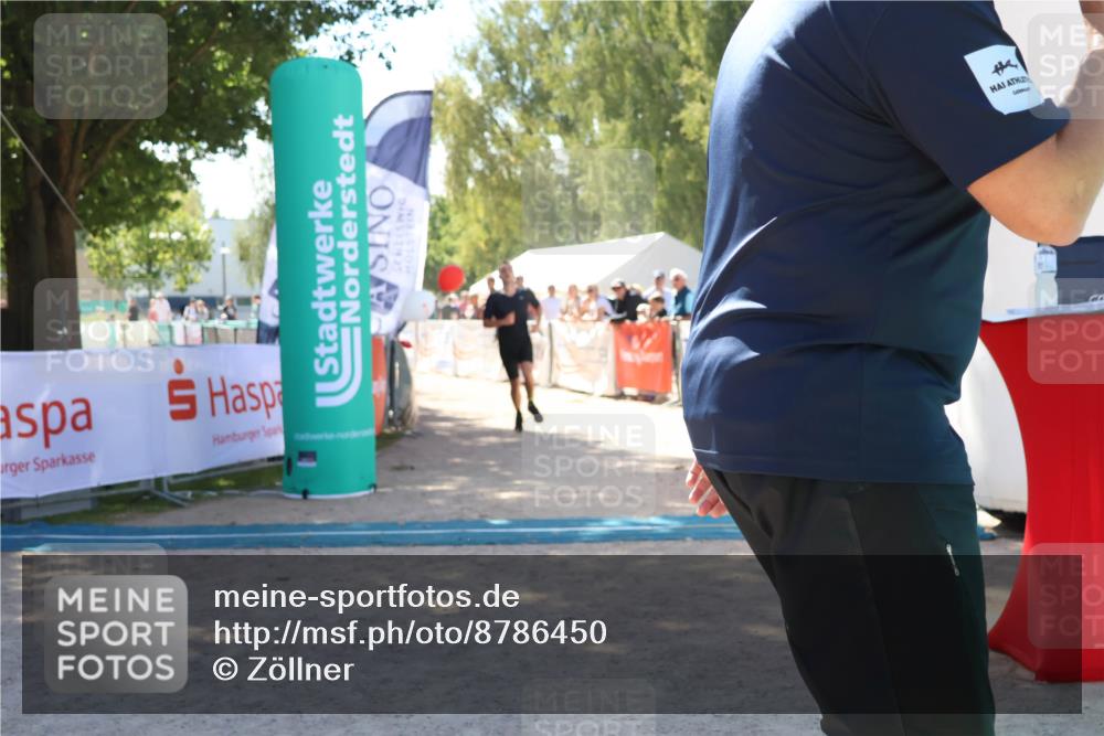 07.09.2025 - 19. Norderstedt Triathlon Zöllner http://msf.ph/oto/8786450 07.09.2025 13:25:53 Ziel 171 meine-sportfotos.de