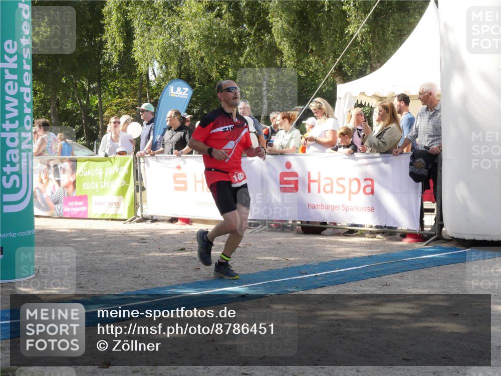 07.09.2025 - 19. Norderstedt Triathlon Zöllner http://msf.ph/oto/8786451 07.09.2025 13:03:53 Ziel 182, 207, 273, 721, 724, 1251 meine-sportfotos.de