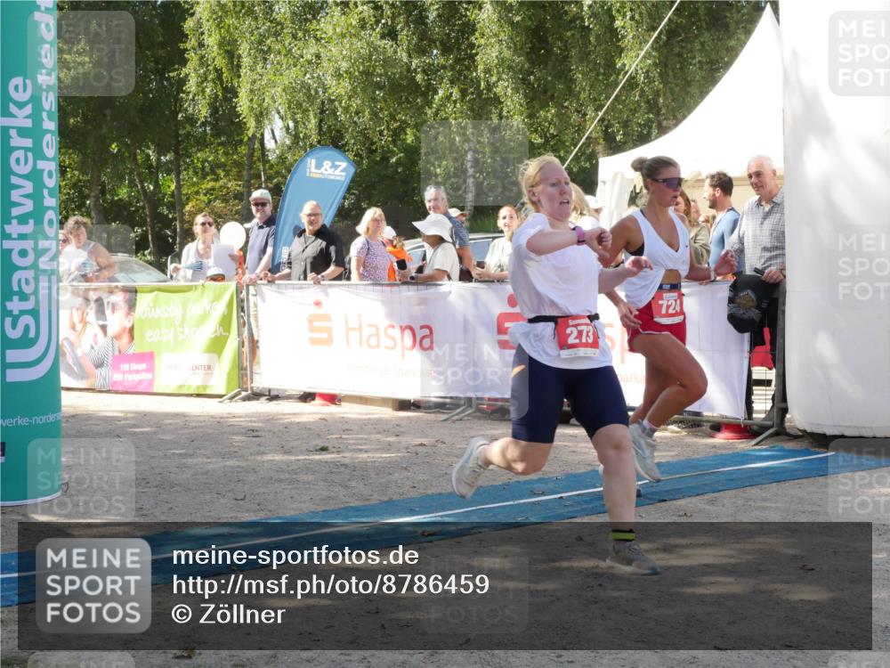 07.09.2025 - 19. Norderstedt Triathlon Zöllner http://msf.ph/oto/8786459 07.09.2025 13:03:55 Ziel 182, 207, 273, 721, 724 meine-sportfotos.de