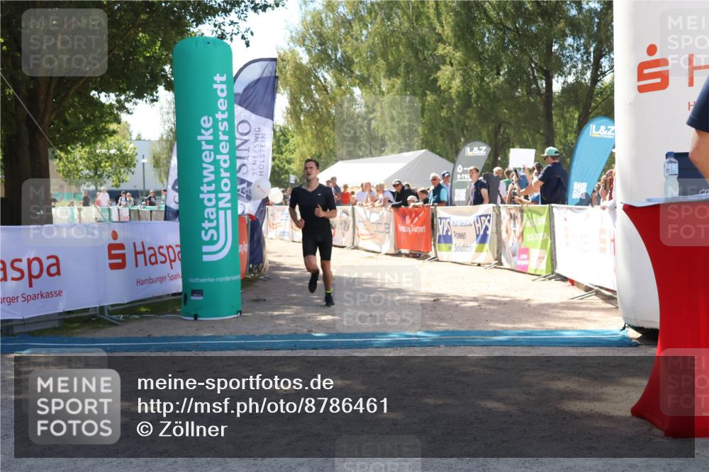 07.09.2025 - 19. Norderstedt Triathlon Zöllner http://msf.ph/oto/8786461 07.09.2025 13:25:54 Ziel 171 meine-sportfotos.de