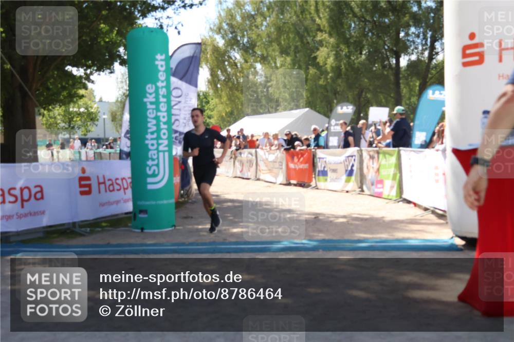 07.09.2025 - 19. Norderstedt Triathlon Zöllner http://msf.ph/oto/8786464 07.09.2025 13:25:55 Ziel 171 meine-sportfotos.de