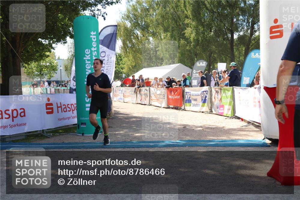 07.09.2025 - 19. Norderstedt Triathlon Zöllner http://msf.ph/oto/8786466 07.09.2025 13:25:55 Ziel 171 meine-sportfotos.de