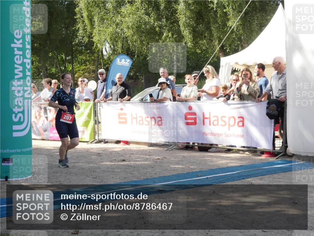 07.09.2025 - 19. Norderstedt Triathlon Zöllner http://msf.ph/oto/8786467 07.09.2025 13:03:56 Ziel 182, 207, 273, 724 meine-sportfotos.de