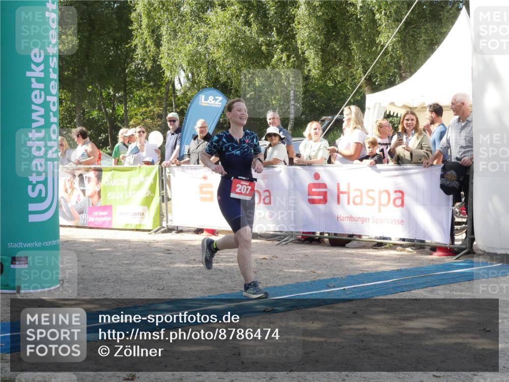 07.09.2025 - 19. Norderstedt Triathlon Zöllner http://msf.ph/oto/8786474 07.09.2025 13:03:57 Ziel 182, 207, 273, 724 meine-sportfotos.de