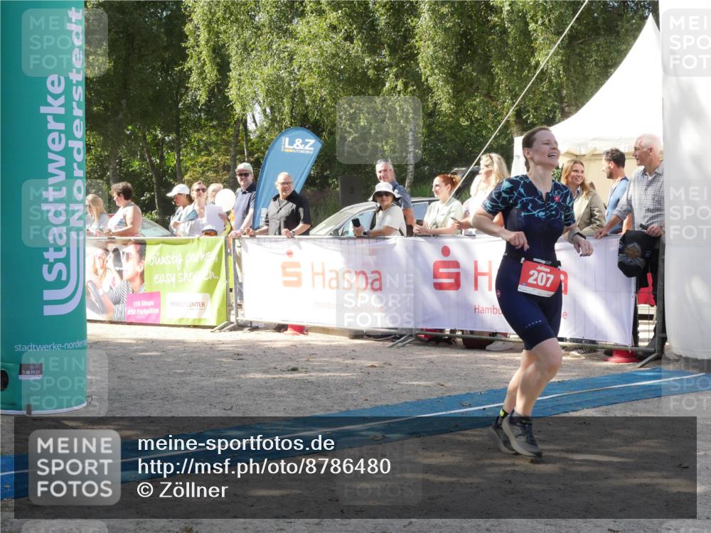 07.09.2025 - 19. Norderstedt Triathlon Zöllner http://msf.ph/oto/8786480 07.09.2025 13:03:57 Ziel 182, 207, 273, 724 meine-sportfotos.de