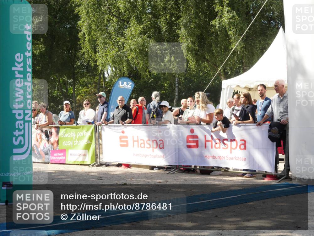 07.09.2025 - 19. Norderstedt Triathlon Zöllner http://msf.ph/oto/8786481 07.09.2025 13:04:10 Ziel 218 meine-sportfotos.de