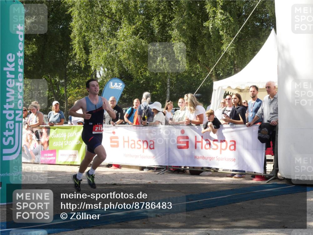 07.09.2025 - 19. Norderstedt Triathlon Zöllner http://msf.ph/oto/8786483 07.09.2025 13:04:10 Ziel 218 meine-sportfotos.de
